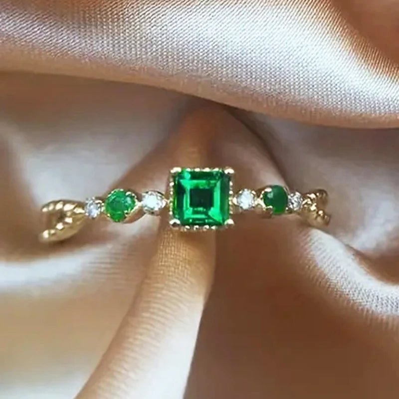 Anel Jade - Ouro 16k - Turmalina Verde - EBERLE JOIAS